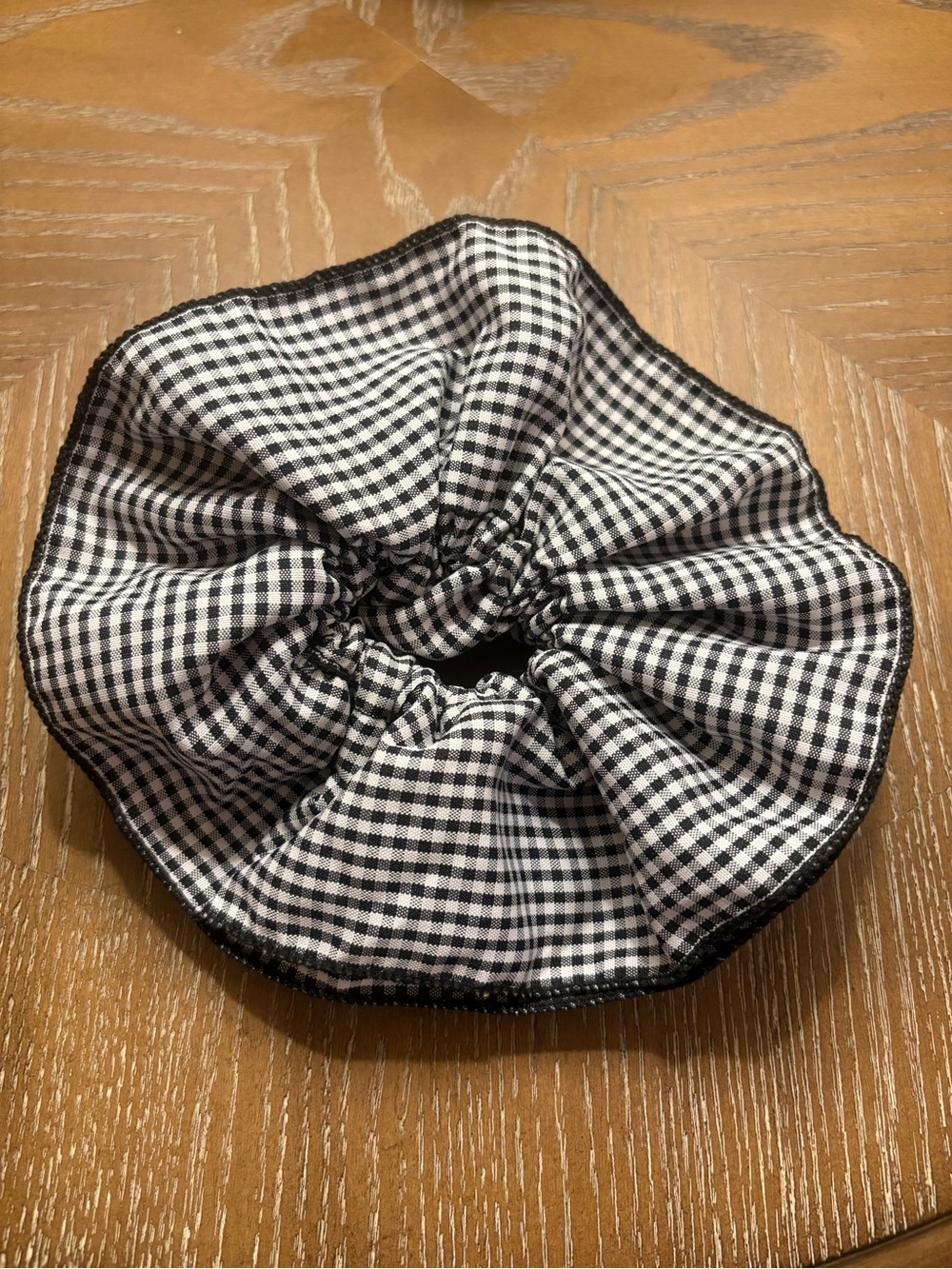 Black & White Gingham Scrunchie